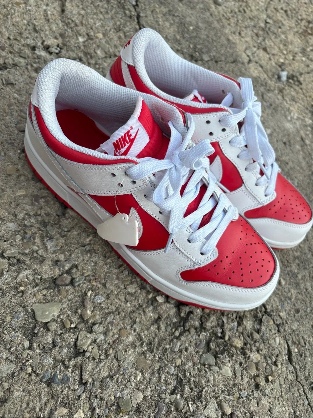 Nike mens Red and White Low-Top Sneakers - Classic Colorblock